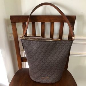 Michael Kors shoulder bag